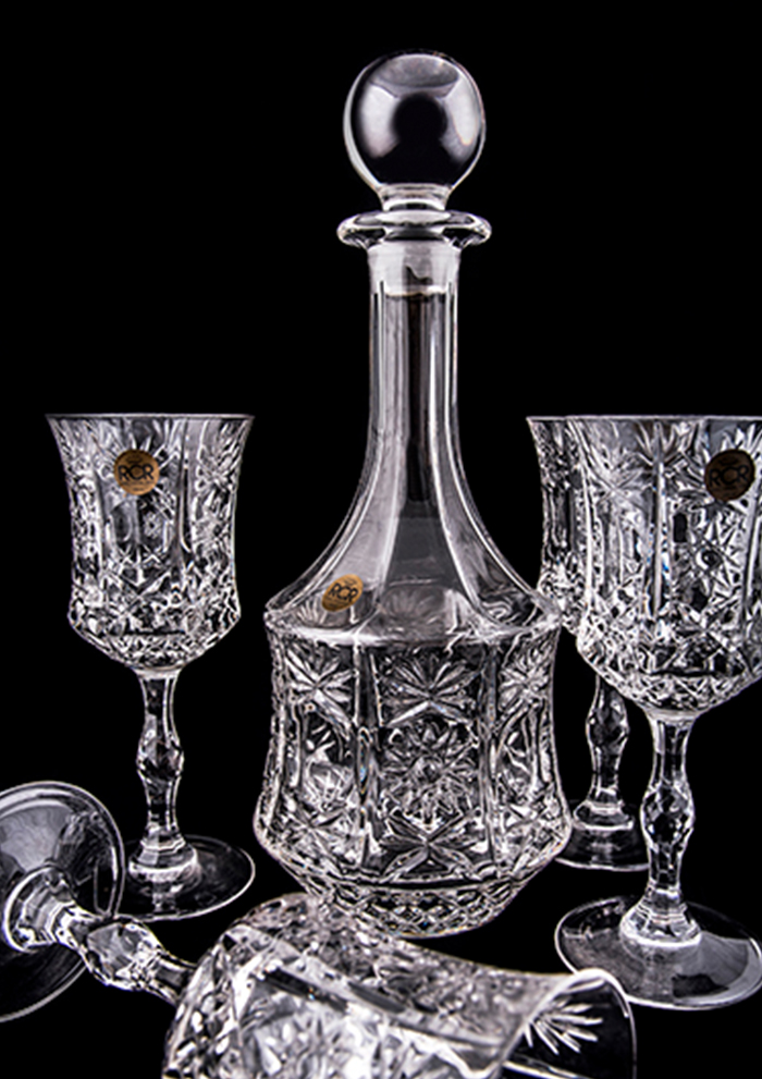 Product Photography: crystal decanter and glasses, from the ZIBADIS photography archive