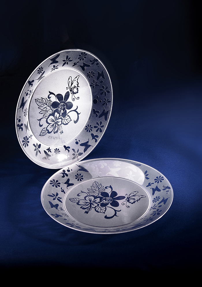 Product Photography: porcelain plates, from the ZIBADIS photography archive